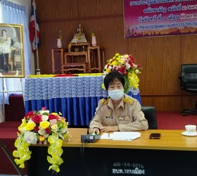 นางจิราพร  เกษมทรัพย์ นายกองค์การบริหารส่วนตำบลรอบเมือง เปิดการประชุม คณะกรรมการกองทุนหลักประกันสุขภาพองค์การหลักประกันสุขภาพ ครั้งที่ 2/2566