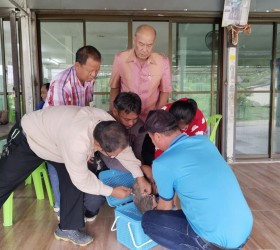 ร้อยตำรวจโทสนิท สุ่มมาตย์ รองนายก อบต.รอบเมือง ลงพื้นที่บริหารจัดการและกำกับดูแลติดตามงานด้านสาธารณสุข ตามโครงการสัตว์ปลอดโรค คนปลอดภัย จากโรคพิษสุนัขบ้า ตามพระปณิธานศาสตราจารย์ ดร.สมเด็จพระเจ้าลูกเธอ เจ้าฟ้าจุฬาภรณวลัยลักษณ์ อัครราชกุมารี - 26 กันยายน 25