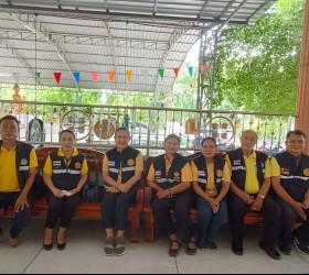 ร.ต.ท.สนิท สุ่มมาตย์ รองนายกอบต.รอบเมือง ได้รับมอบหมายจาก นางจิราพร เกษมทรัพย์ นายกอบต.รอบเมือง ลงพื้นที่ร่วมกับกำนัน ผู้ใหญ่บ้าน อสม. และผู้นำชุมชนเพื่อการขับเคลื่อนกิจกรรมร้อยเอ็ดโมเดลสู่จังหวัดสีขาว