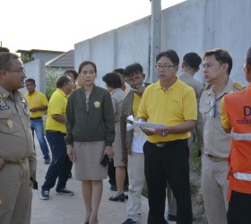นายปริญญา วิเชียรโรจน์ เลขานุการนายกอบต.รอบเมือง พร้อมด้วยหัวหน้าส่วนราชการ รับท่านผู้ว่าราชการจังหวัดร้อยเอ็ด ในการลงพื้นที่ตรวจเยี่ยมเพื่อหาแนวทางแก้ไขปัญหาน้ำท่วม หมู่ที่ 7 หมู่ที่ 19 