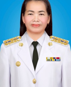 นางมะลิซ้อน  ดวงใส