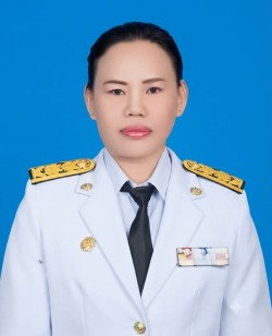 นางคณิตรา ประสงค์สินธุ์